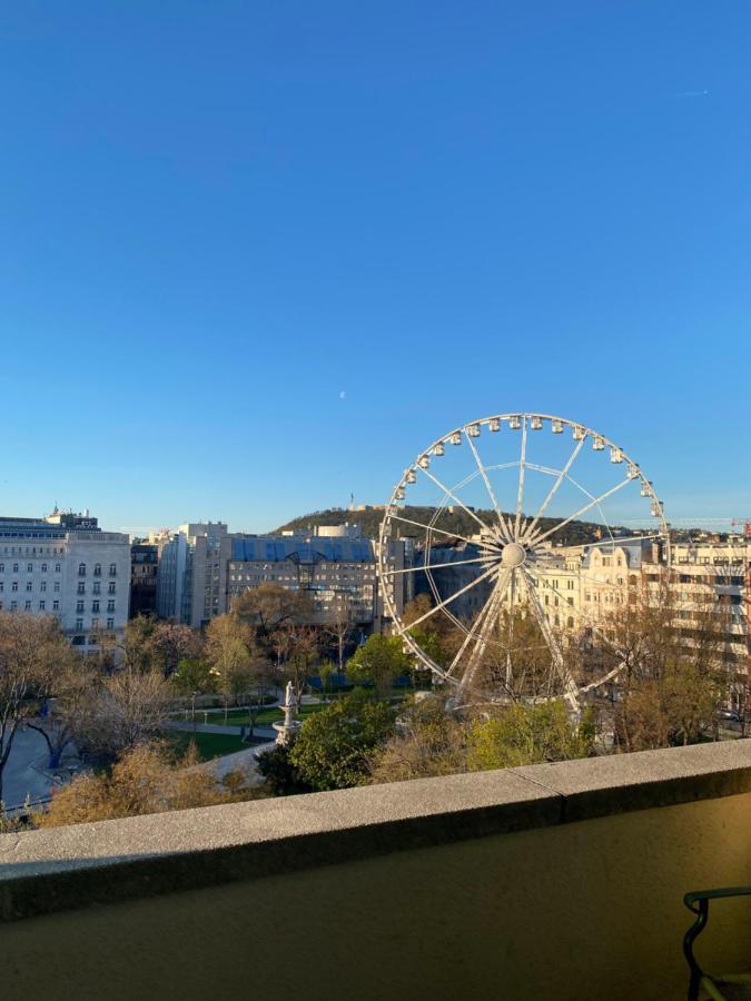In The Center Of The “jungle” With Panorama Budapest
